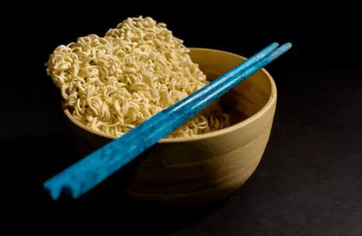 rameen noodles is an excellent alternative for soba noodles.