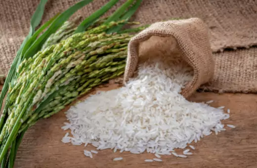 use jasmine rice Instead of arborio rice in paella for nuttier.