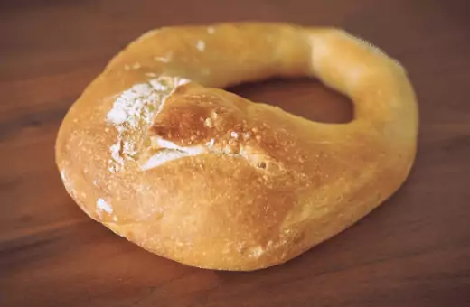 kalach is a popular substitute for challah bread.