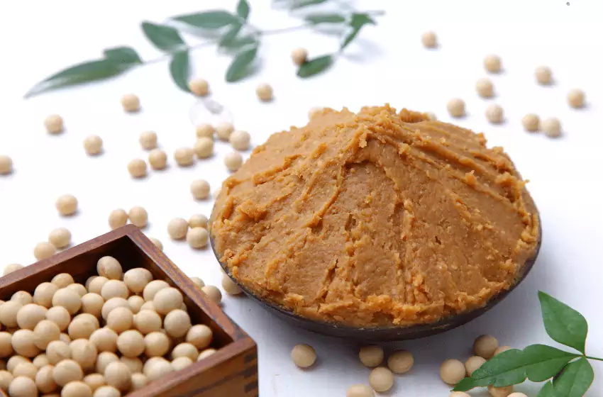 thai bean paste is a condiment made from fermented soybeans and rice