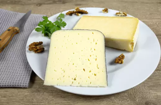 cantal cheese is a perfect substitute  for cheddar cheese.