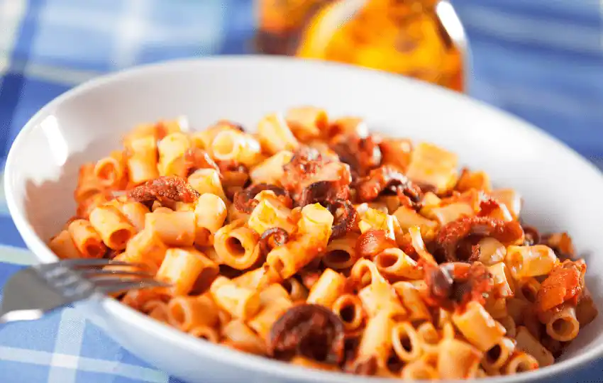 tubetti pasta is a type of pasta that is very popular in italy