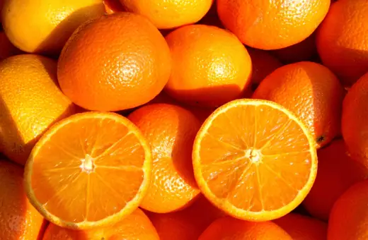 regular oranges are the best substitutes for blood orange