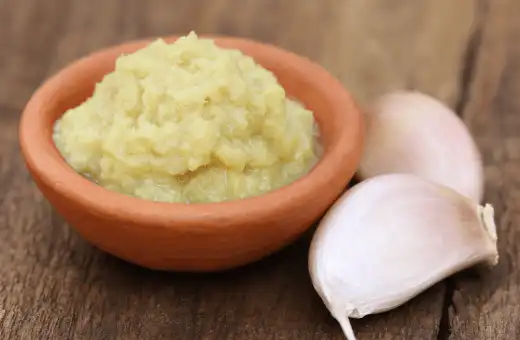 garlic puree is a great substitute for garlic paste