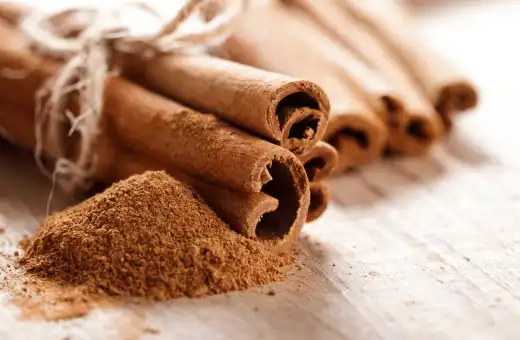 cinnamon is good alternate for vanilla extract